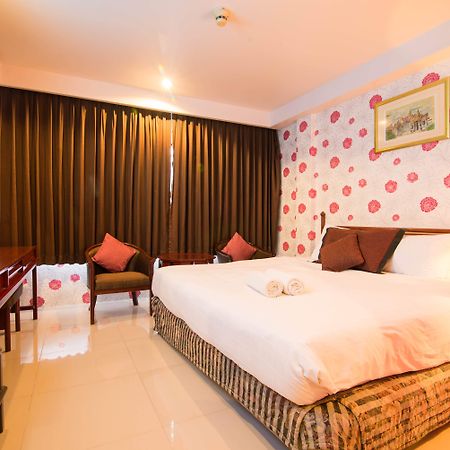 Diamond City Hotel Sha Certified Bangkok Exterior photo
