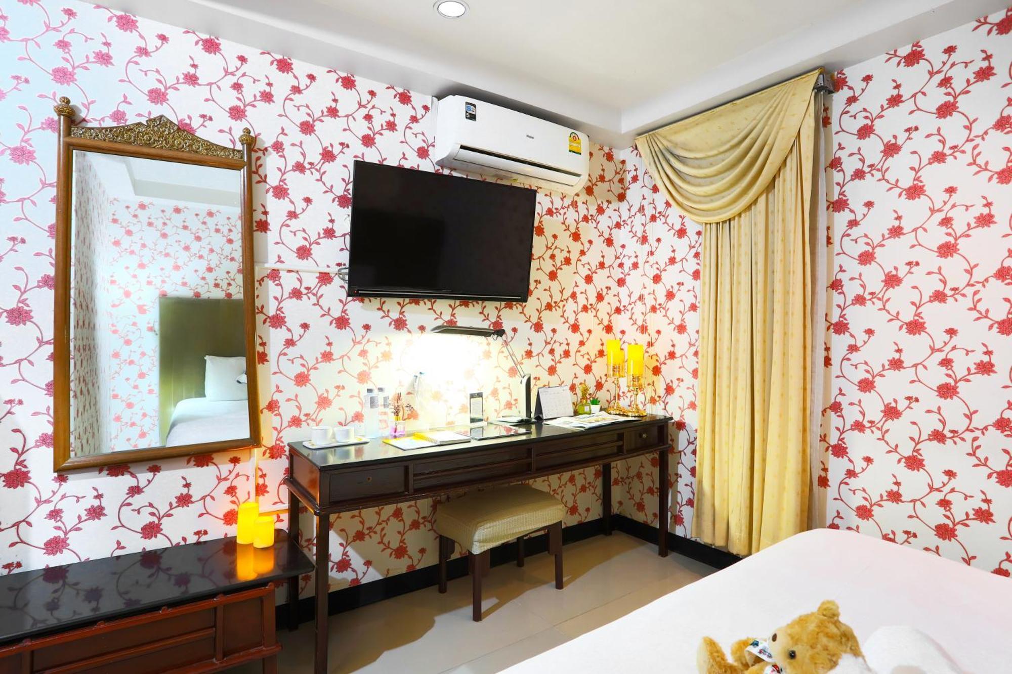 Diamond City Hotel Sha Certified Bangkok Exterior photo
